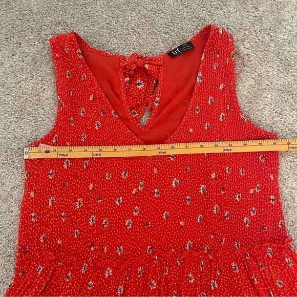 ZARA Red Floral Daisy Printed Pleated Sleeveless Blouse V-Neck Top Size Small - Picture 9 of 14